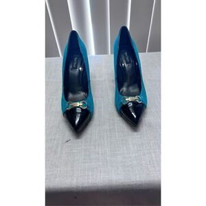 White House Black Market Women's Cap Toe Pointed Heels Green & Black Size 9M